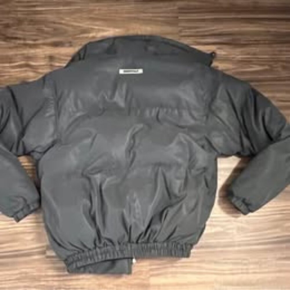 Essentials Fear of God grey black 3M reflective nylon puffer jacket XXS